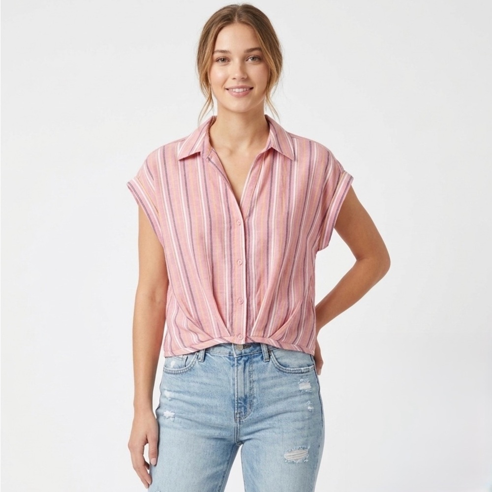 NWOT KUT from the Kloth Pink Striped Women’s Top Large